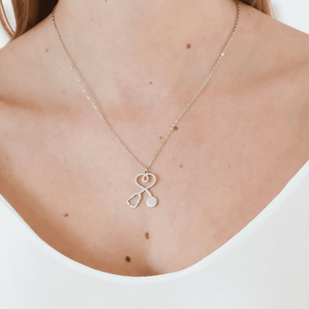 Ketting met hart/stethoscoop