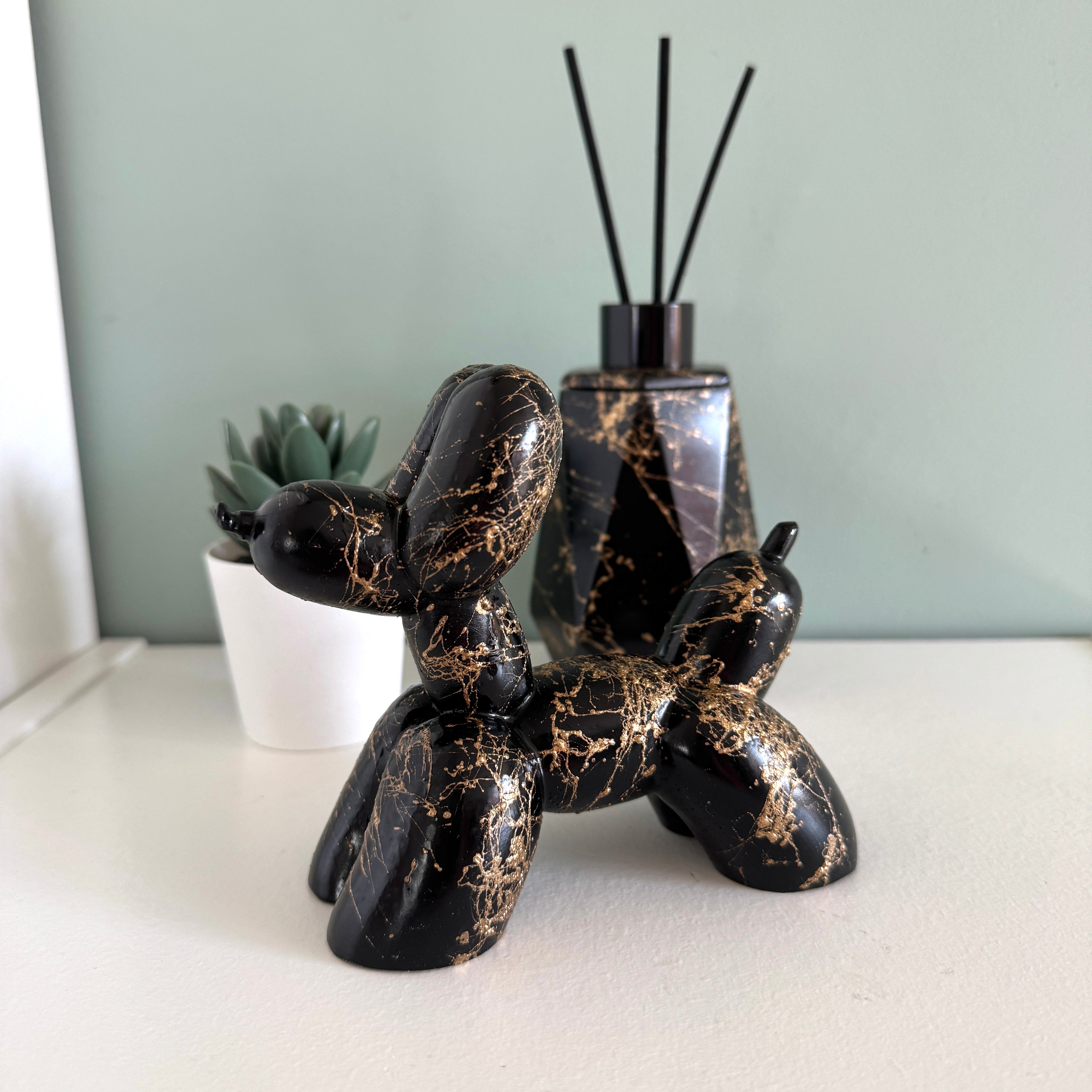 Ballonhund schwarz Marmor gold