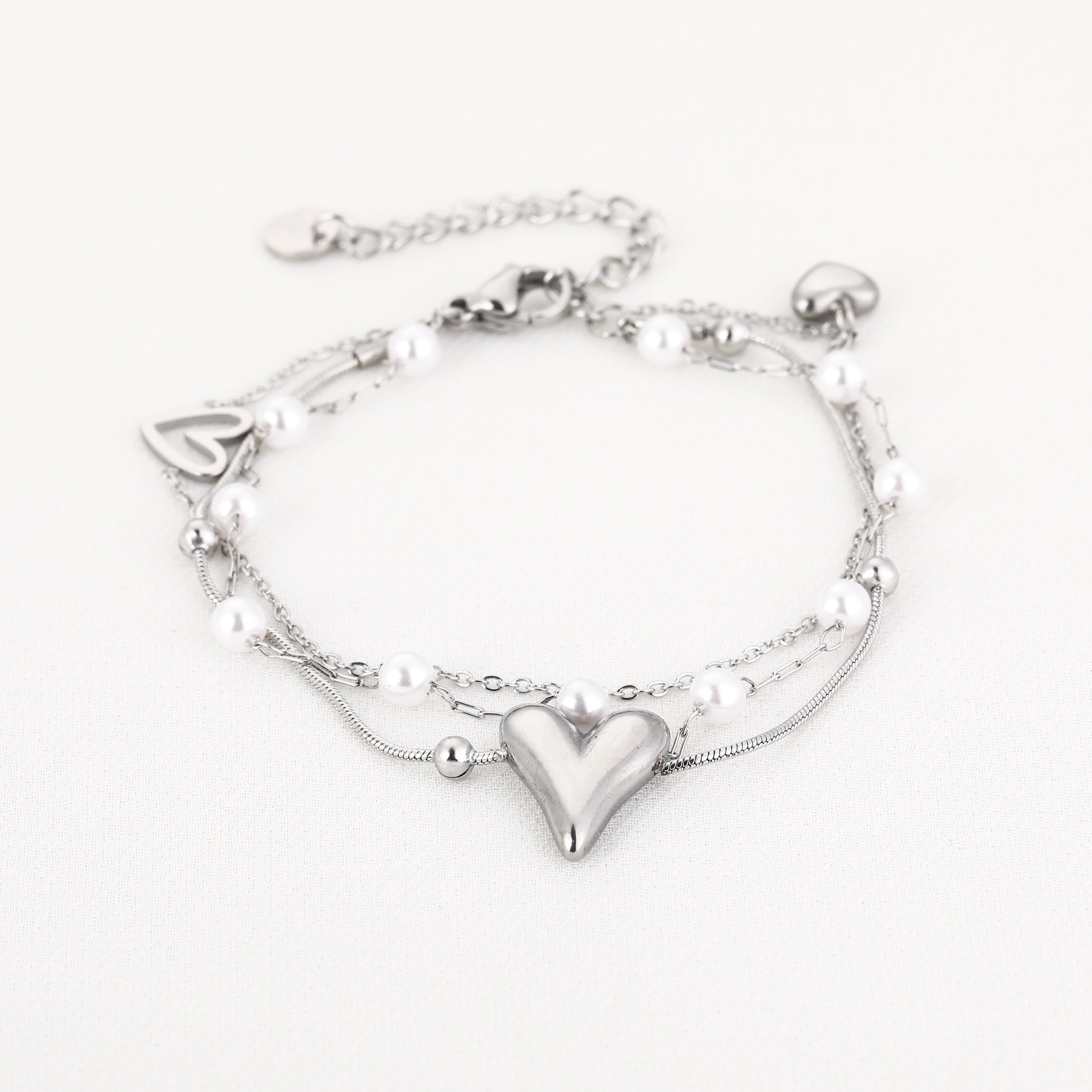 Bracelet triple cœur et perles