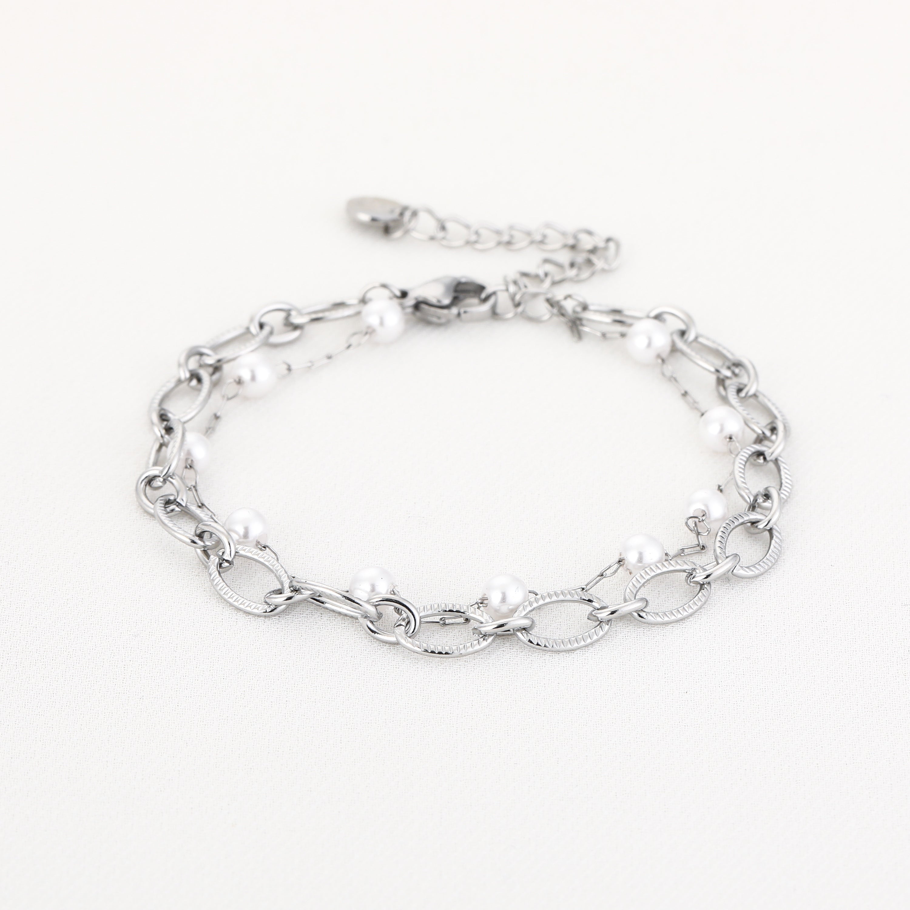 Doppeltes Armband mit Perlen