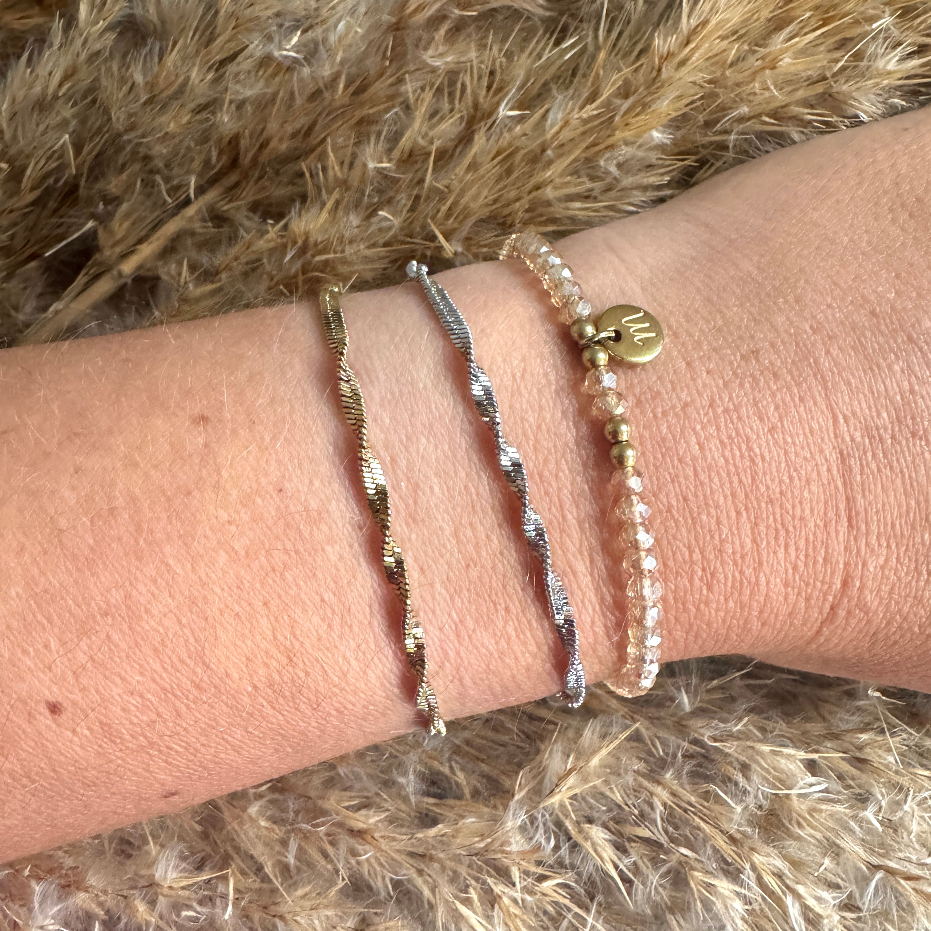 Gedraaid armbandje