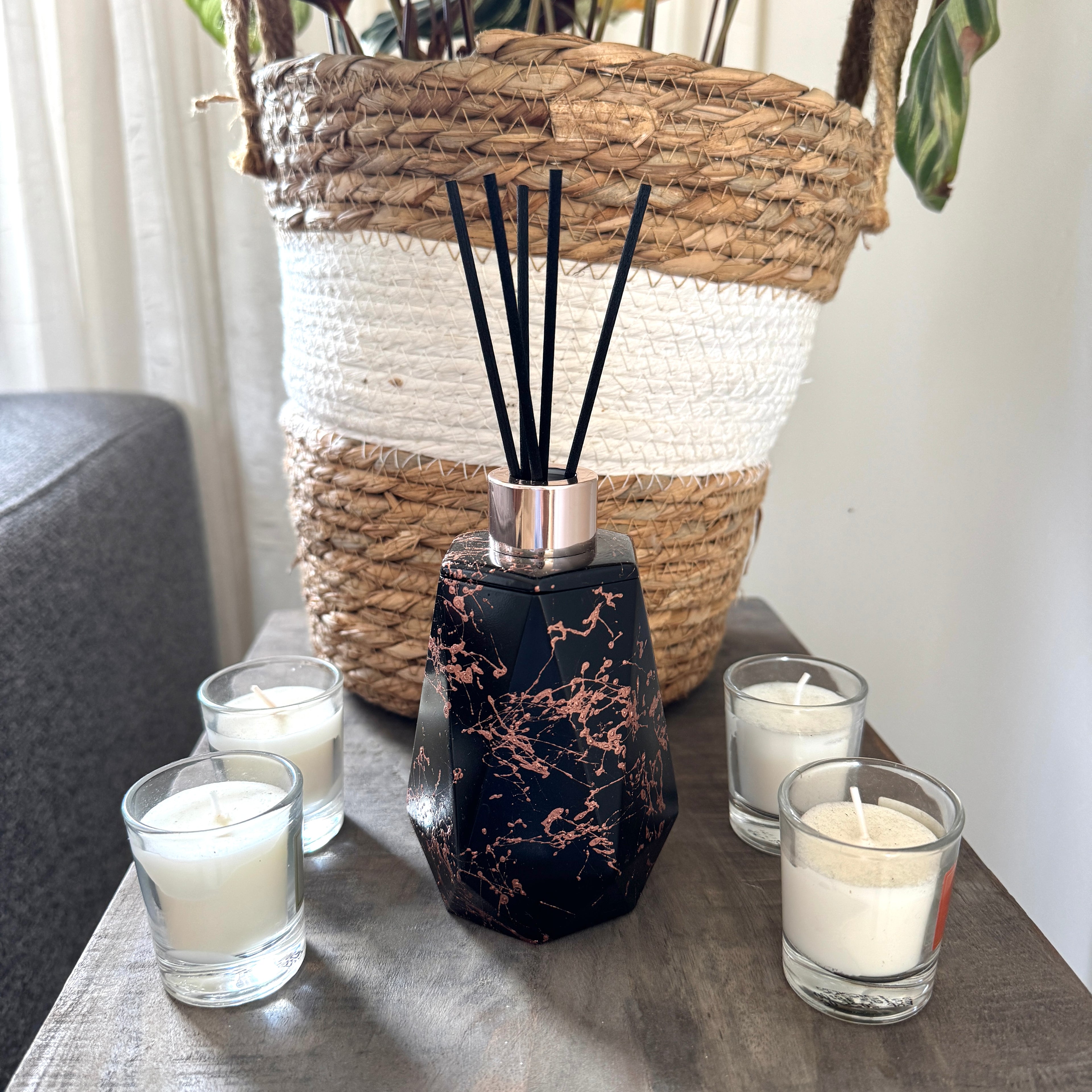 Geurstokjes houder zes-kant zwart marmer look