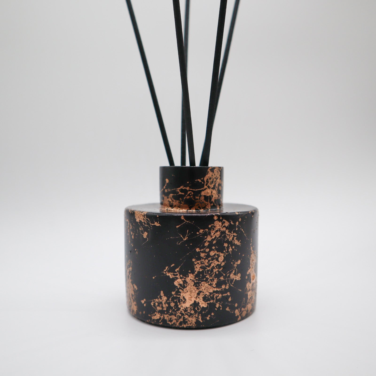 Geurstokjes houder klein rond zwart marmer goud