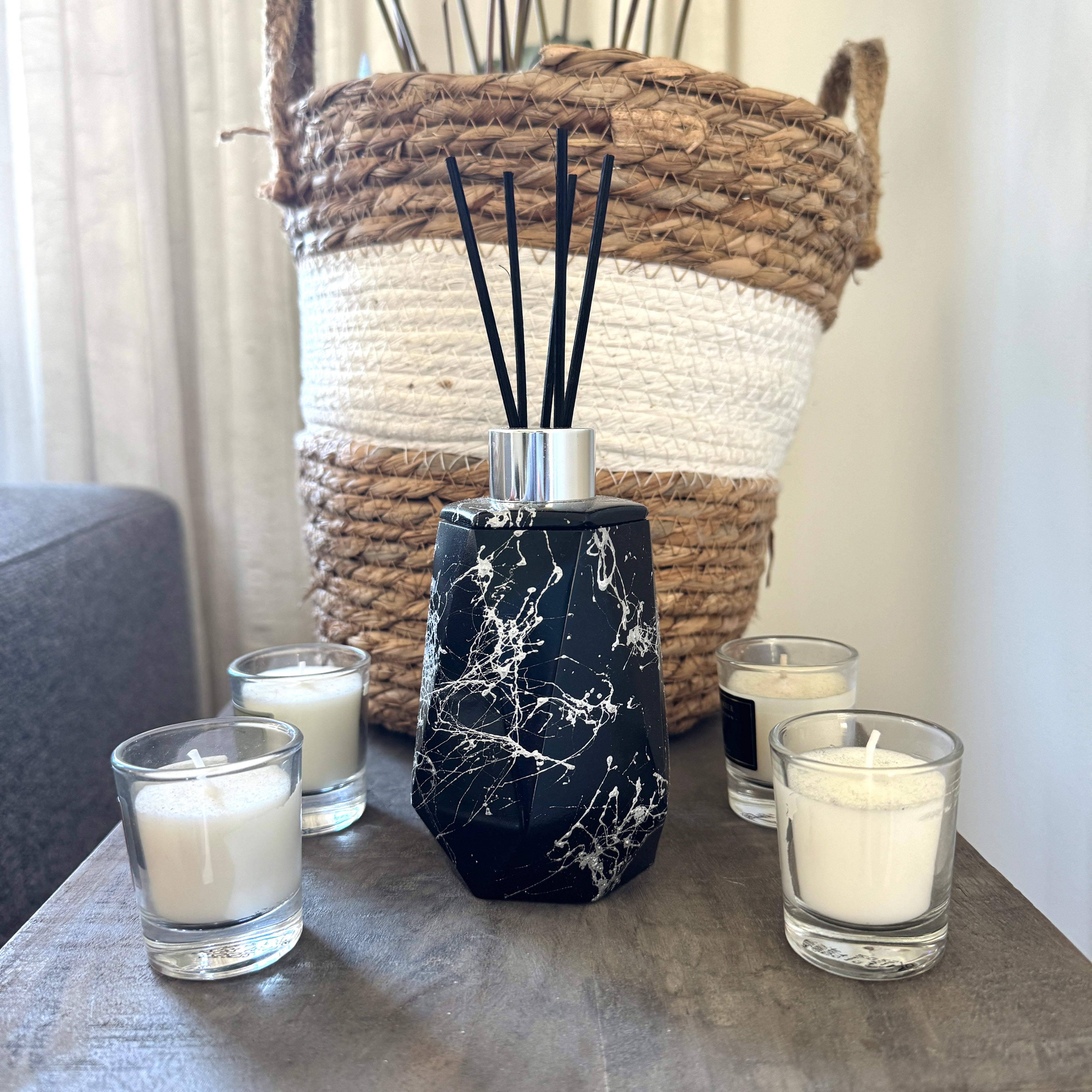 Geurstokjes houder zes-kant zwart marmer look