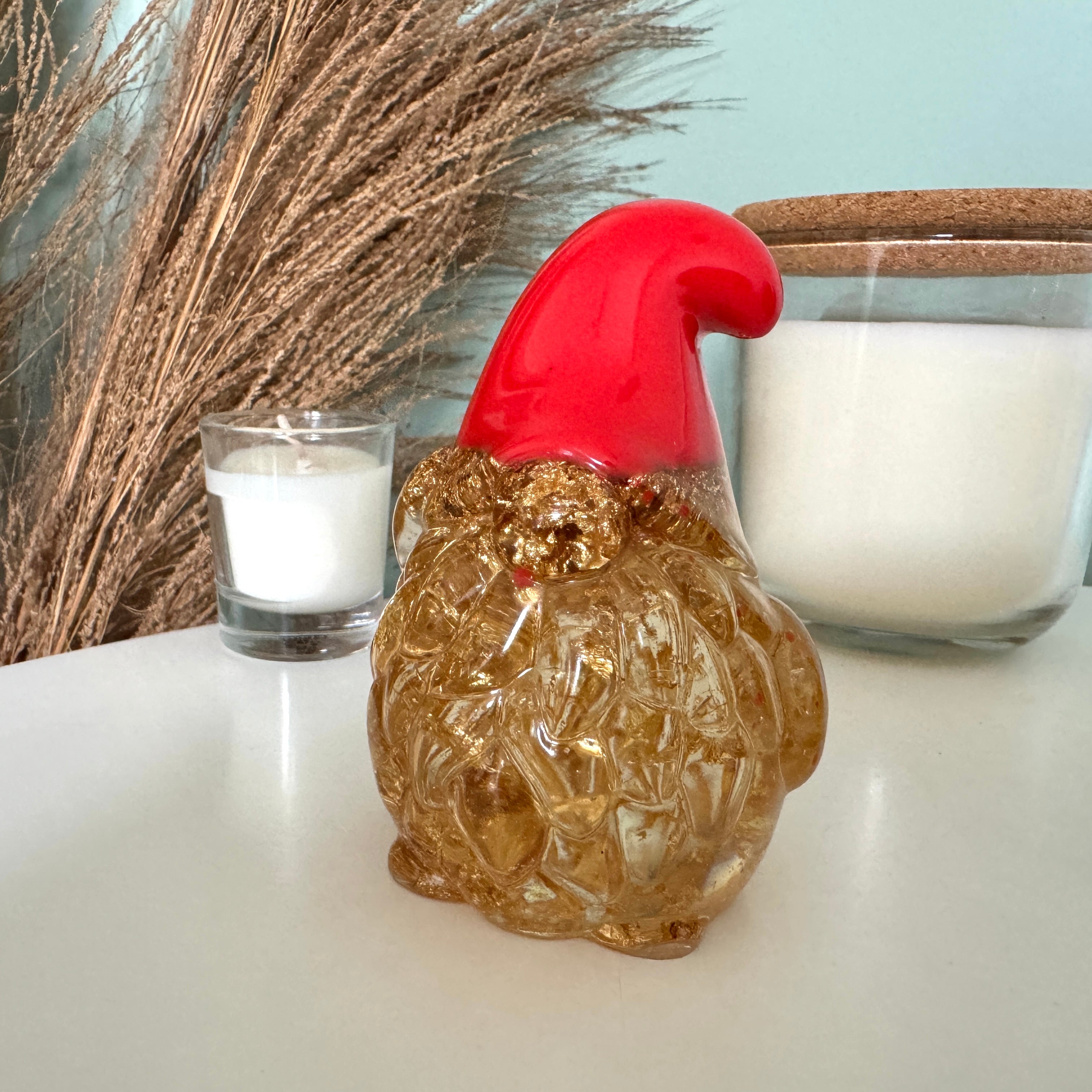 Gnoom goud met rood mutsje