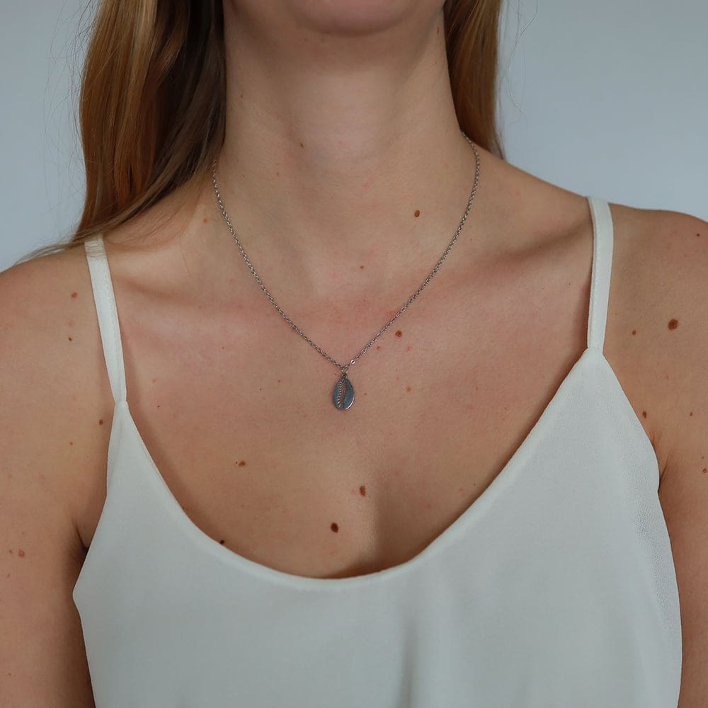 Halskette mit Muschel