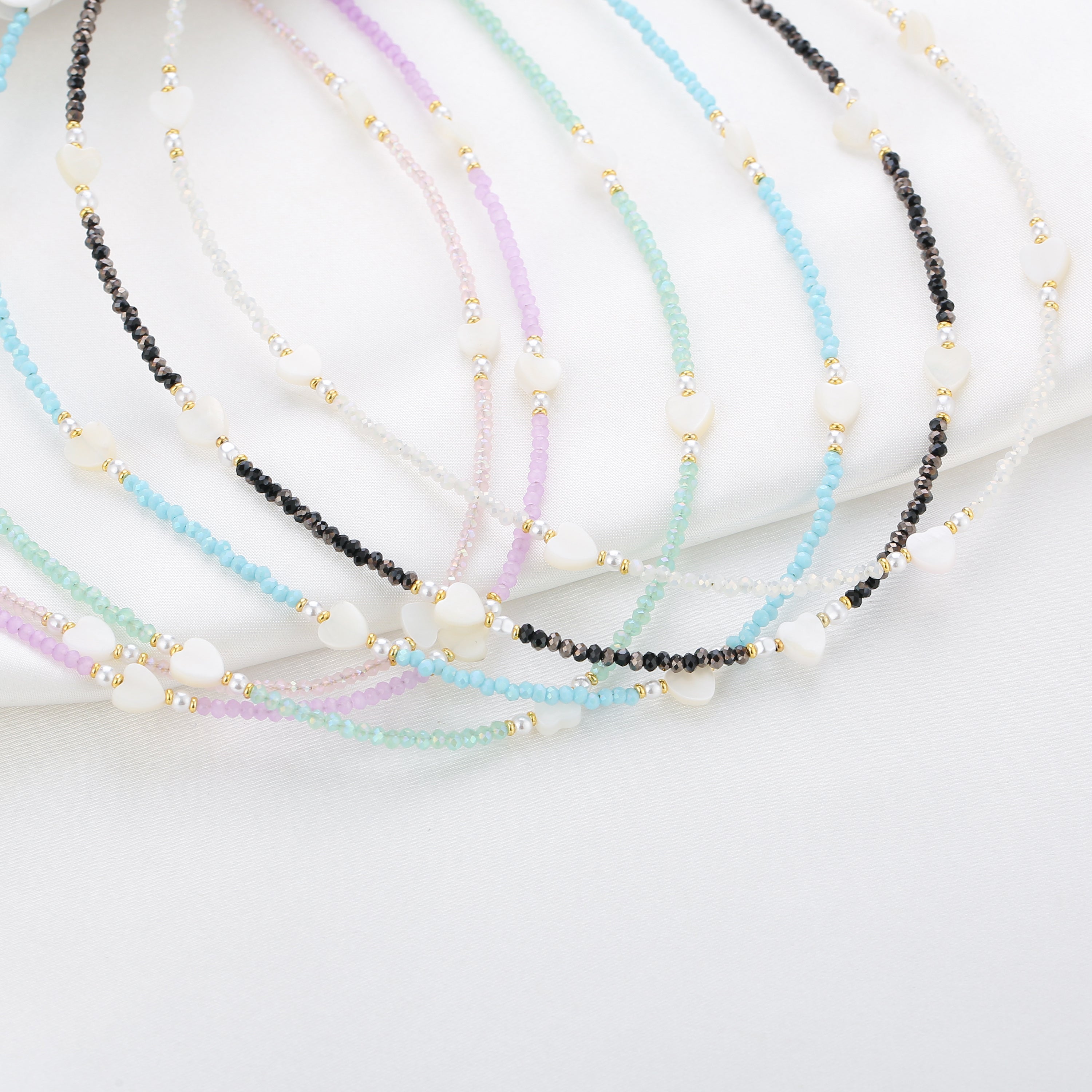 Kralen ketting met hartjes