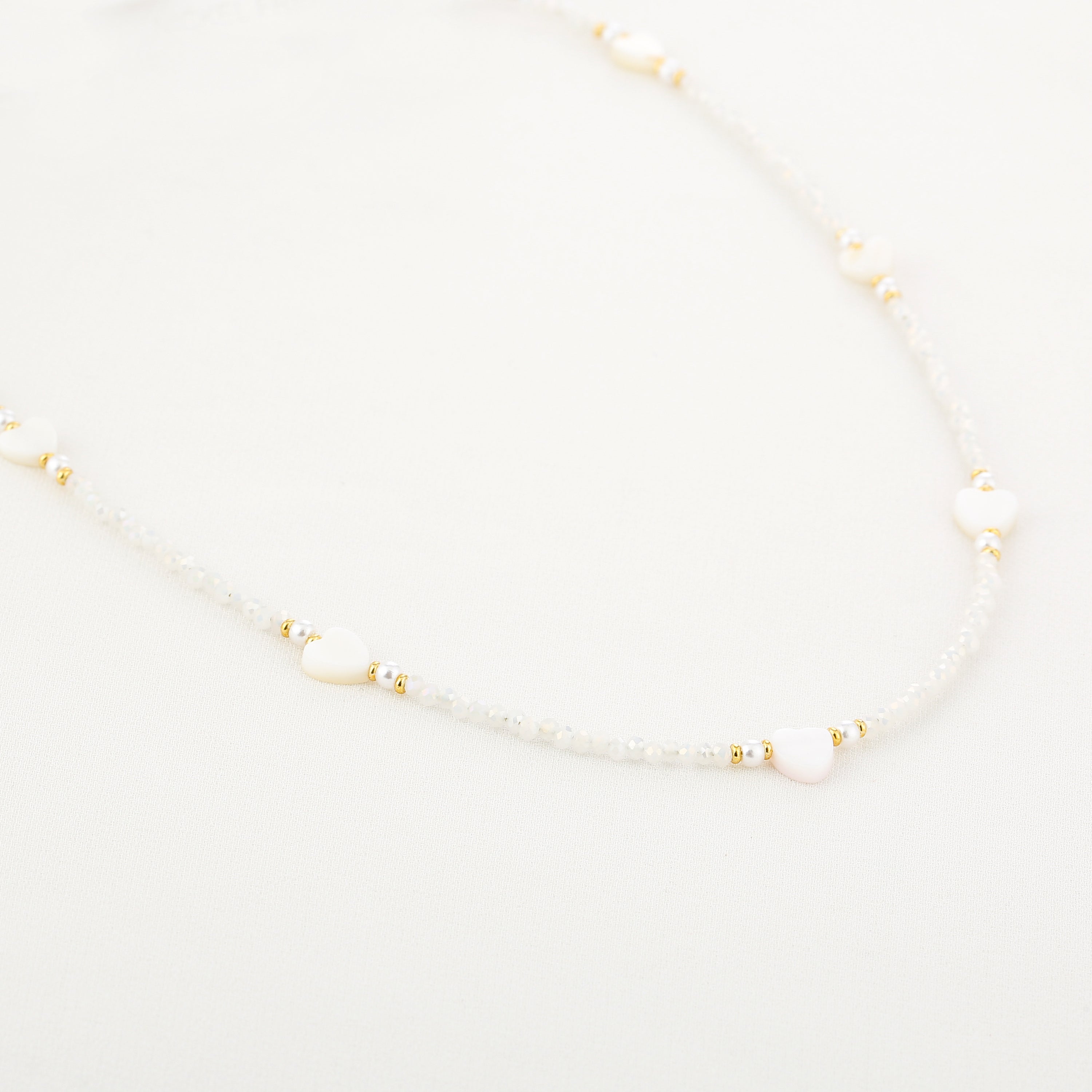 Kralen ketting met hartjes