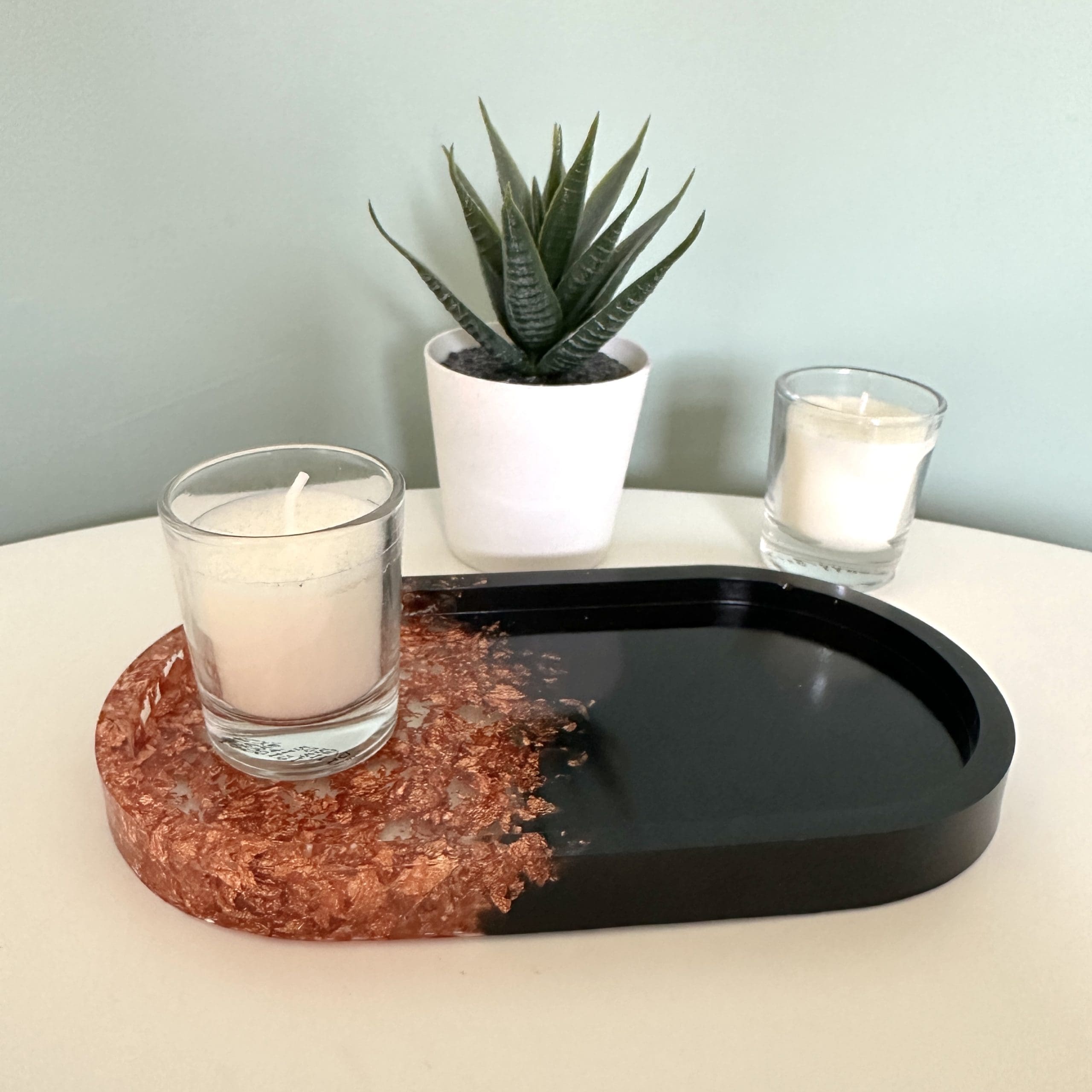 Plateau klein zwart met vlokken