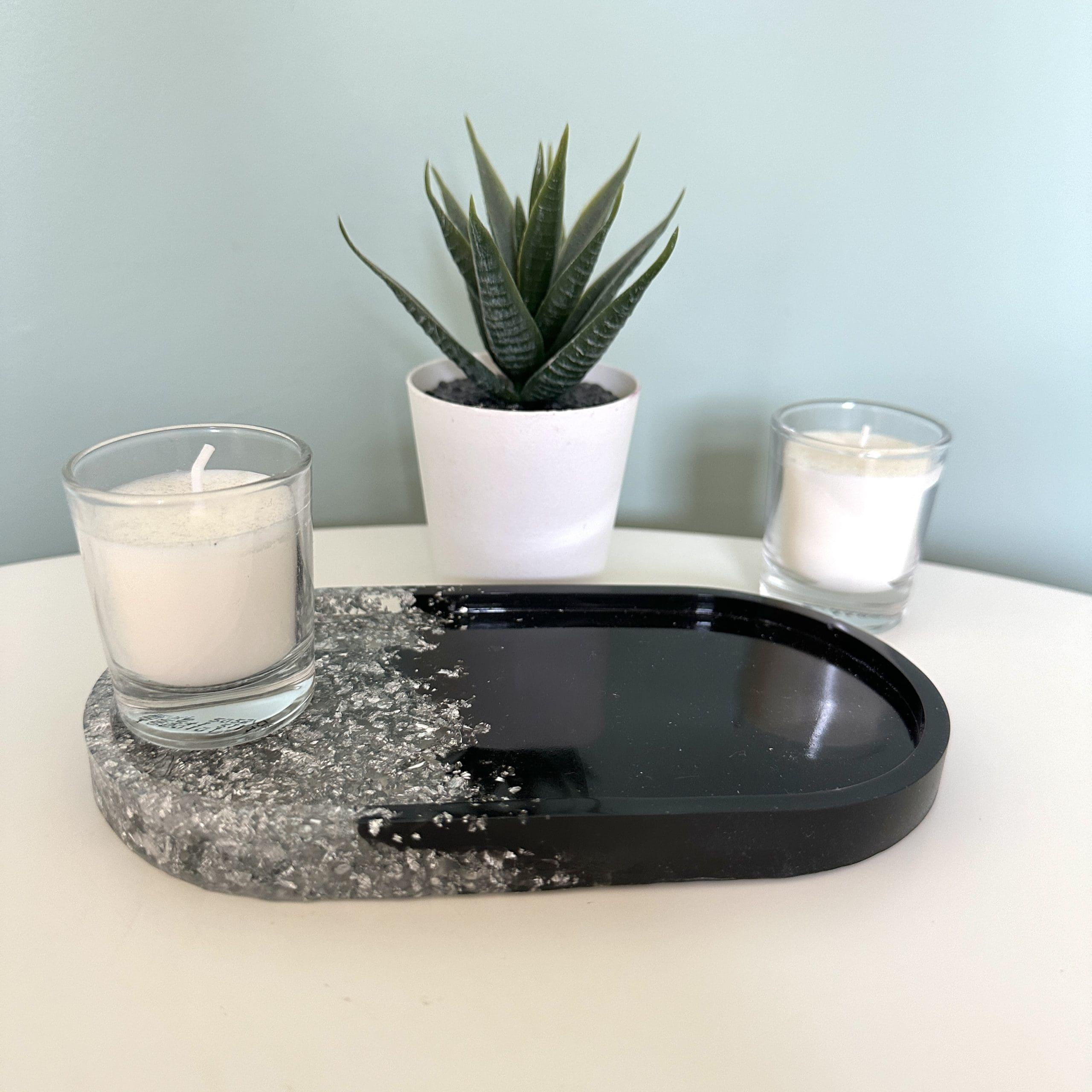 Plateau klein zwart met vlokken